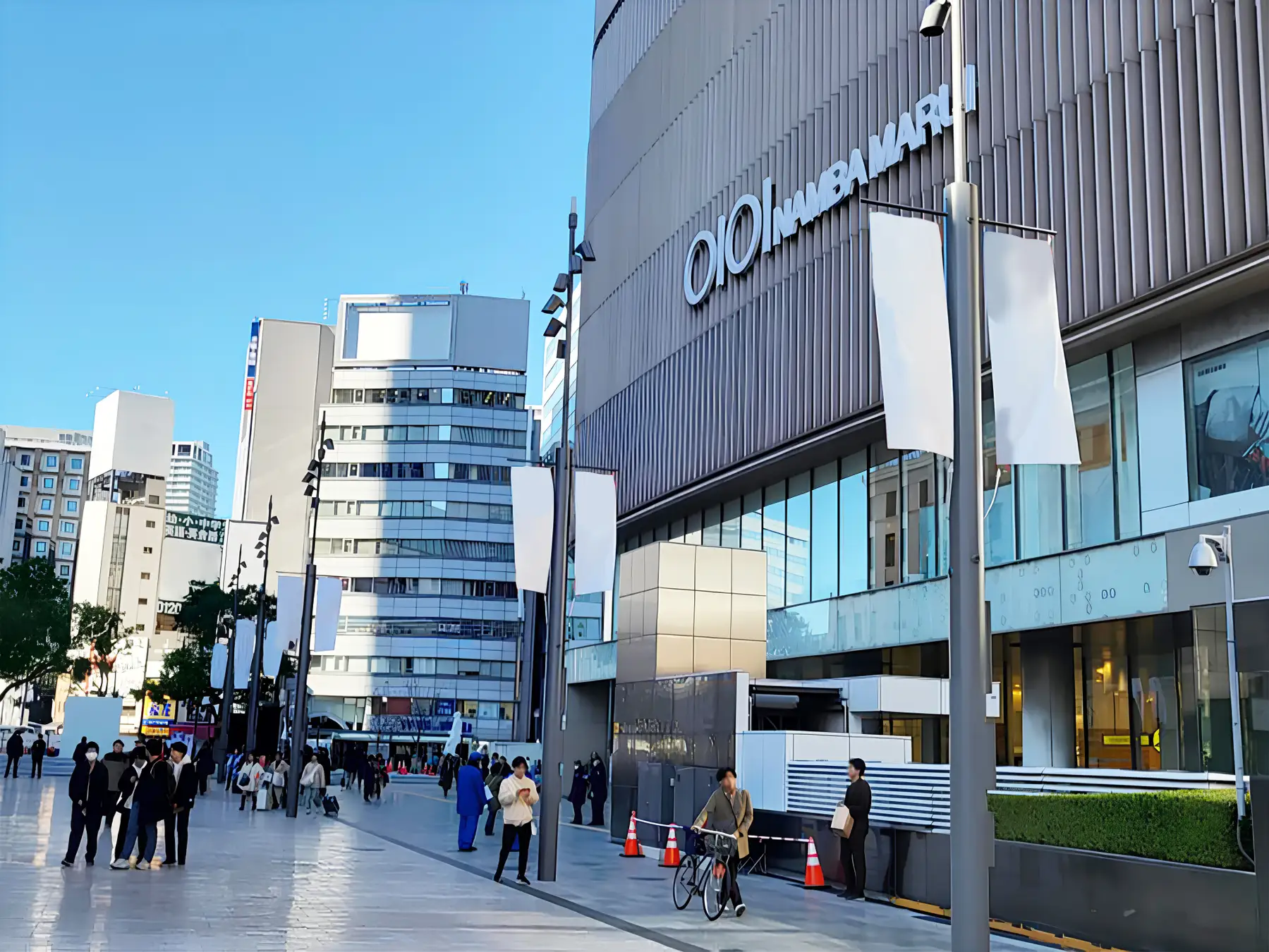 なんば広場フラッグ画像